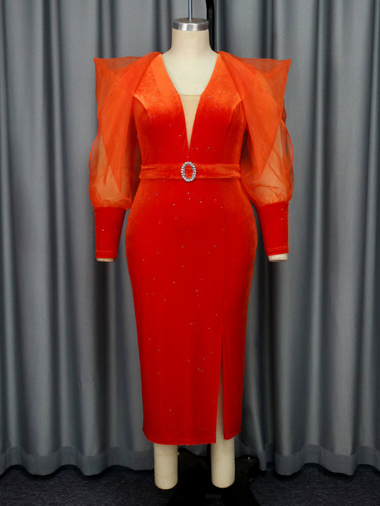 Damen Abendkleid mit extravagantem Transparenz-Design und funkelnden Applikationen R&B