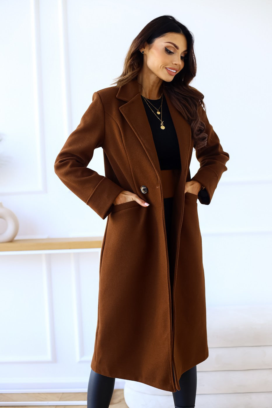 Damen Eleganter Wollmantel mit klassischem Revers und zeitlosem Design R&B