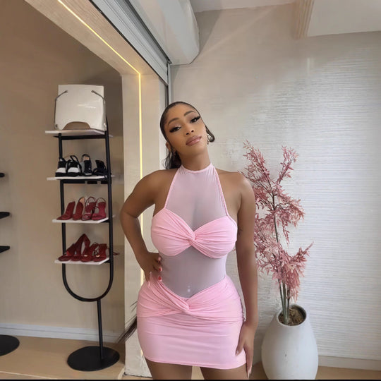 Damen Sexy Minikleid mit transparenten Einsätzen und elegantem Wickeldetail R&B