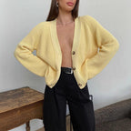 Damen Strickjacke mit großem V-Ausschnitt und Knopfverschluss R&B