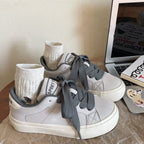 Damen Sportliche Sneaker mit weichem Wildleder-Obermaterial und dämpfender Sohle R&B