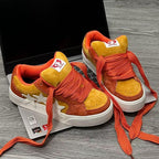 Damen Sportliche Sneaker mit auffälligen Stern-Applikationen R&B