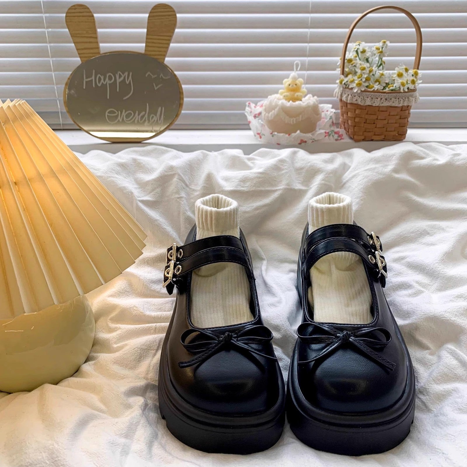Damen Modische Plateau-Schuhe mit Riemen und verspieltem Schleifen-Detail R&B