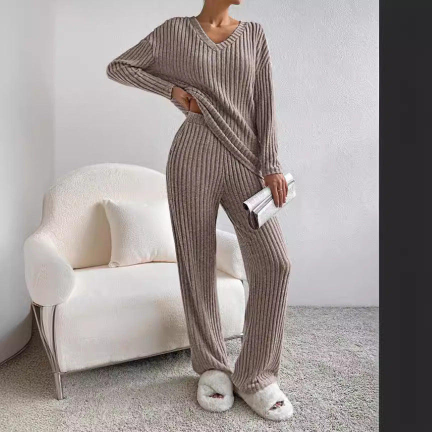 Damen Freizeit-Loungewear-Set aus weichem Rippstoff mit V-Ausschnitt