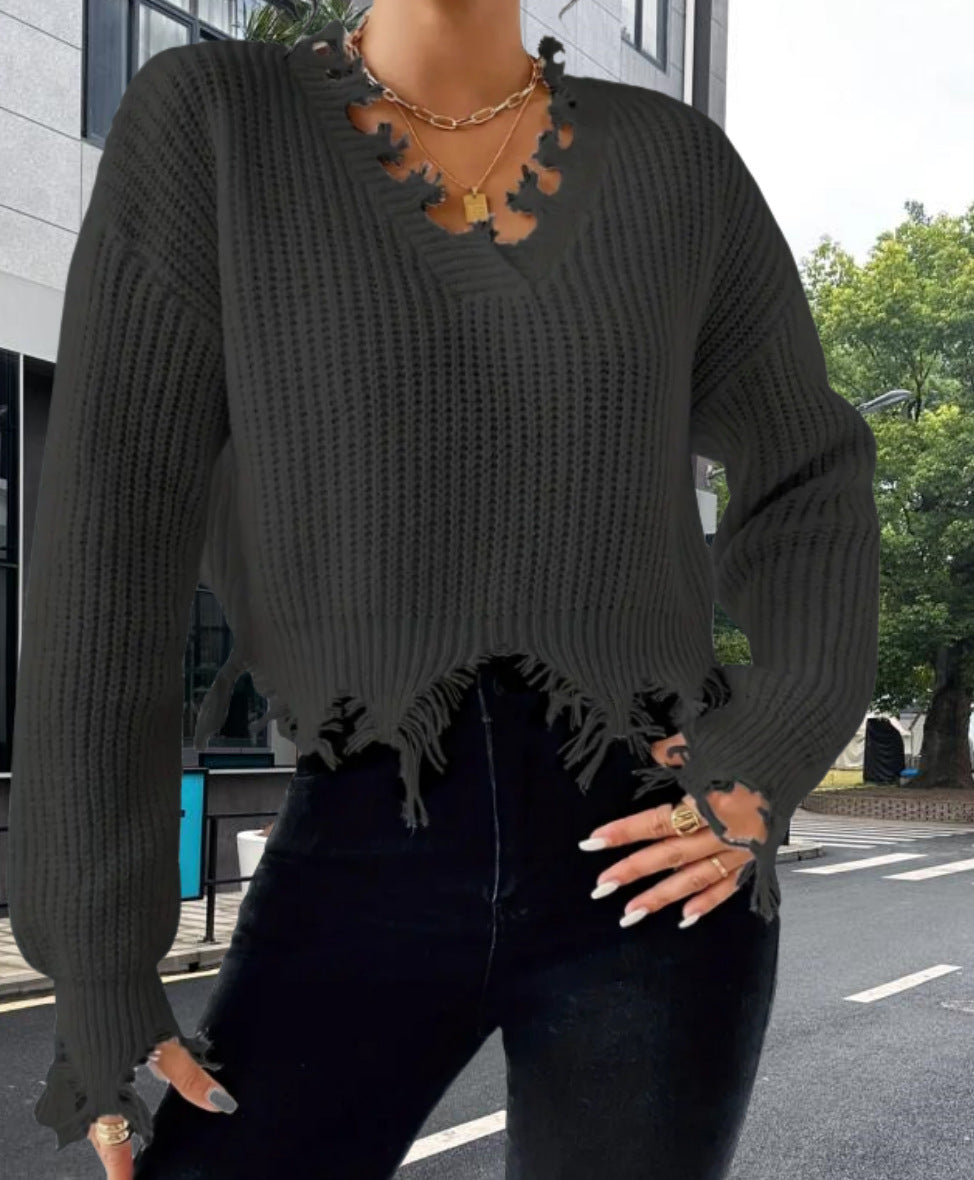 Damen Oversized Strickpullover mit fransigem Saum und raffiniertem Ausschnitt R&B