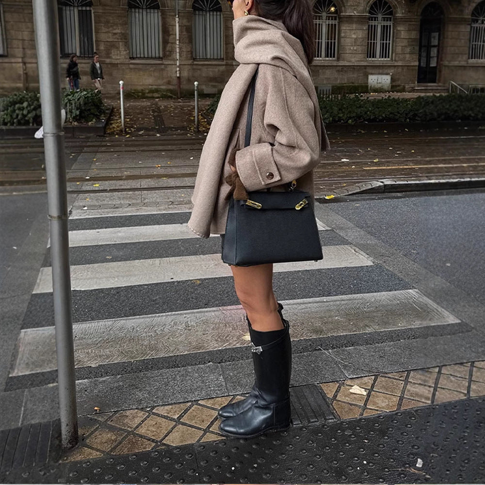 Damen modische Freizeitjacke aus hochwertigen Materialien mit praktischem Revers R&B