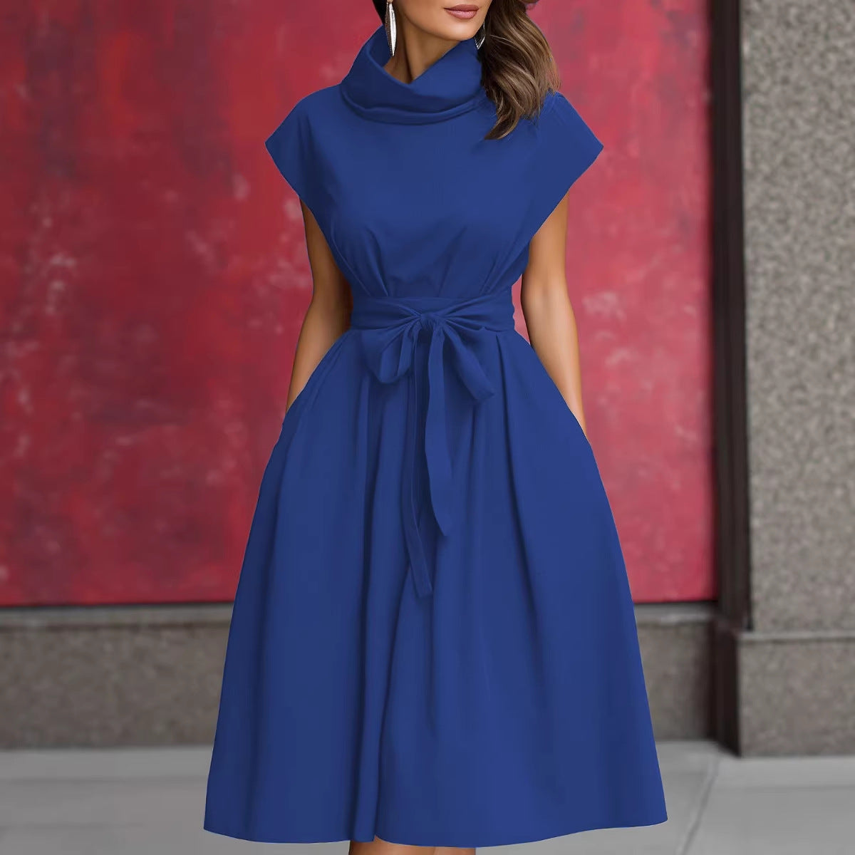 Damen Kleid mit schicker, geraffter Kapuze und praktischen Taschen R&B
