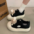Damen Sneakers mit verspielten Pompons und bequemer Sohle R&B