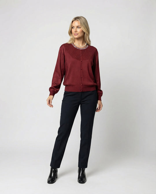 Damen Activewear fein gestrickte Rundhalsbluse mit Satinärmeln und Perlendekor sowie Zierknopfleiste R&B