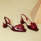 Damen Slingback-Pumps mit floralen Satin-Applikationen und komfortablem Blockabsatz