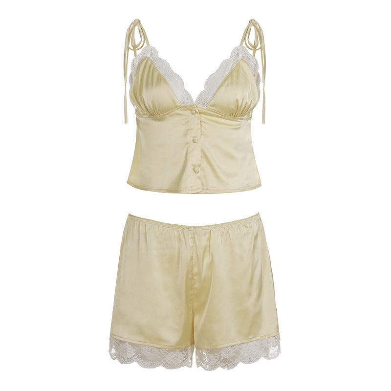 Damen Schlafanzug Set mit zarten Blumenmuster und feinen Rüschendetails R&B