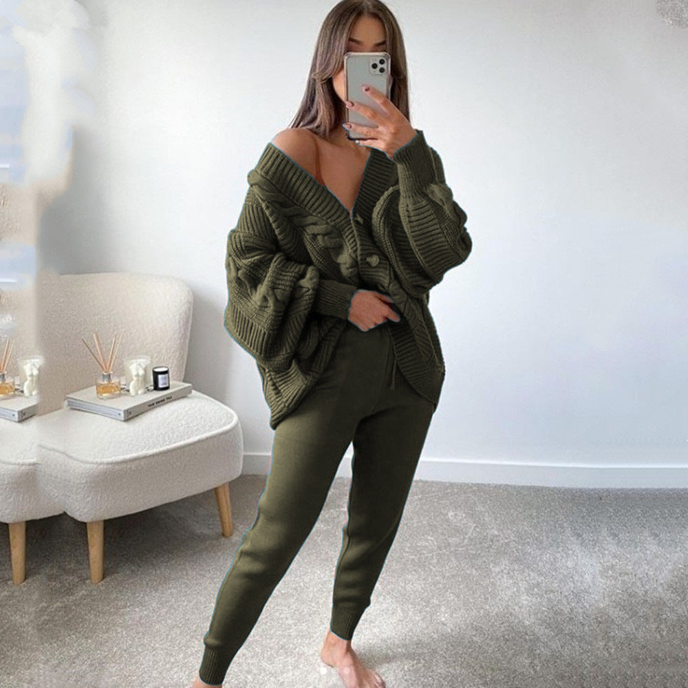 Damen Grobstrickjacke mit V-Ausschnitt und Knöpfen R&B