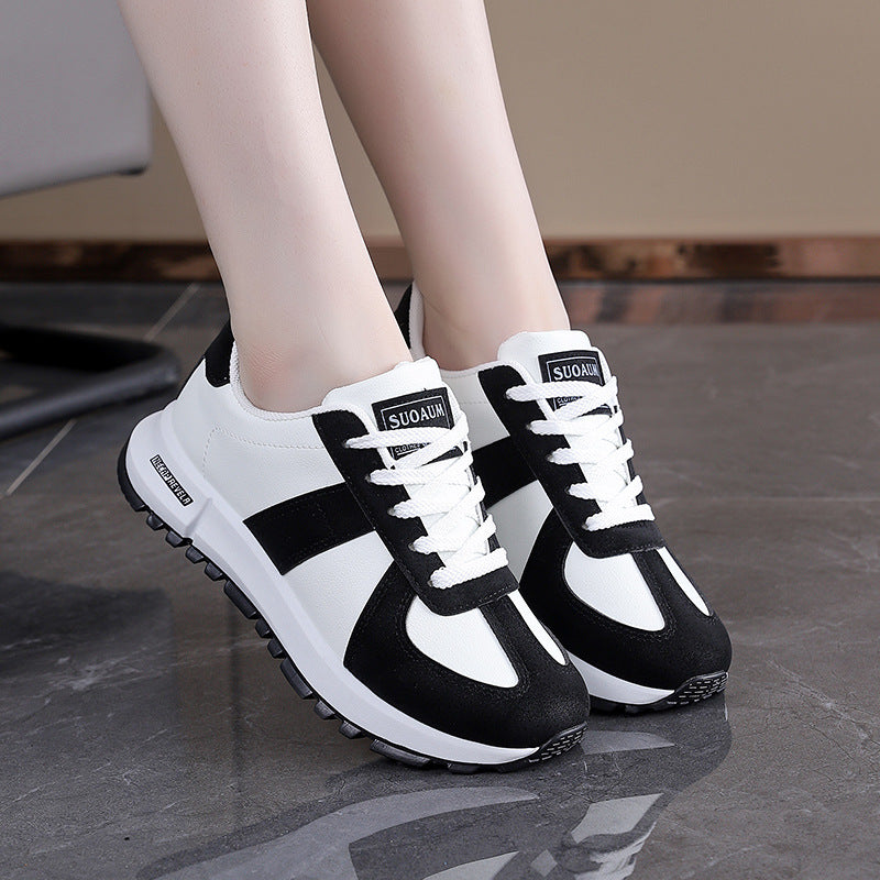 Damen Sportliche Sneaker mit animalischem Akzent R&B