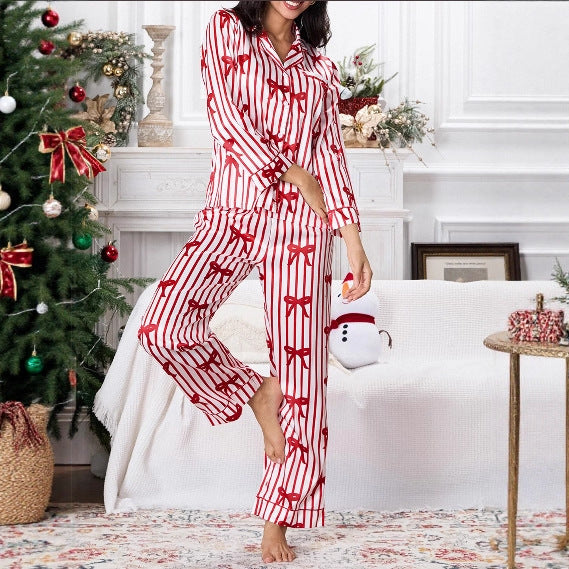 Damen Pyjama mit festlichem Design R&B