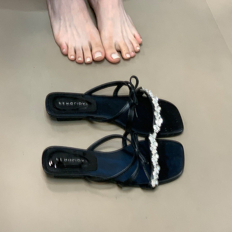 Damen elegante Sandalen mit funkelndem Schmuckdetail R&B