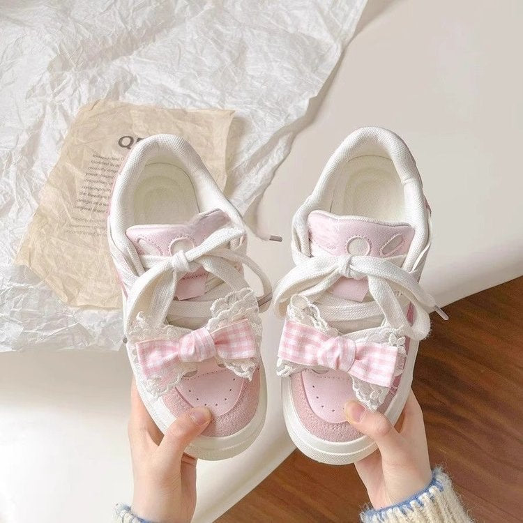 Damen Sneakers mit verspieltem Design und dekorativen Schleifen