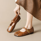 Damen Ballerinas mit dekorativem Riemenverschluss und hochwertiger Lederoberfläche