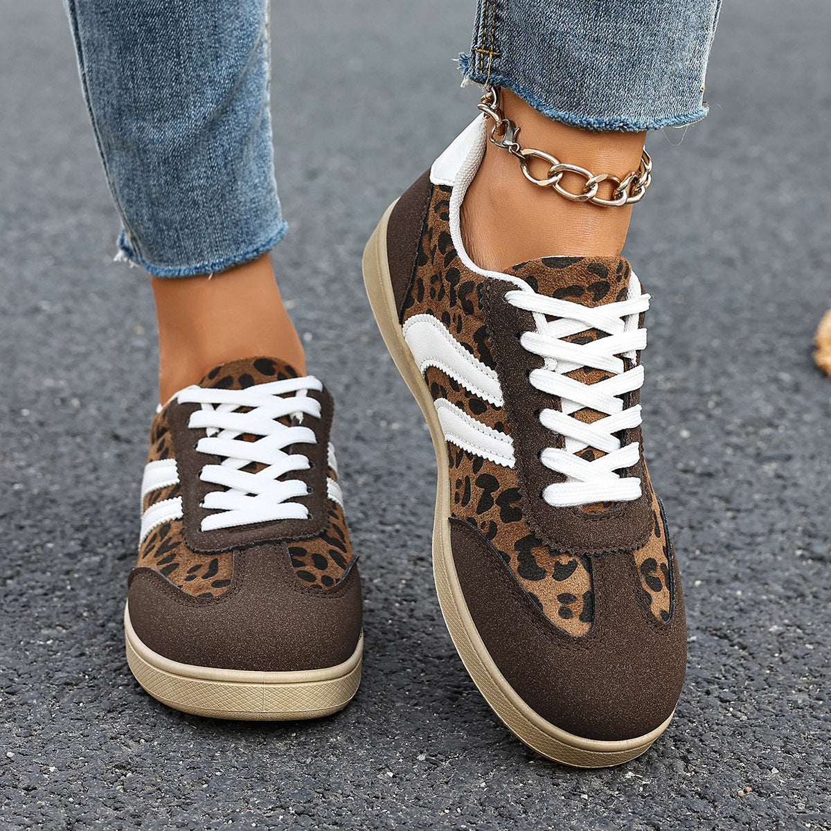 Damen Sneakers im Leopardenmuster mit bequemer Sohle R&B
