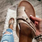 Damen Bequeme Zehentrenner-Sandalen mit verstellbarem Riemen und anatomischem Fußbett R&B