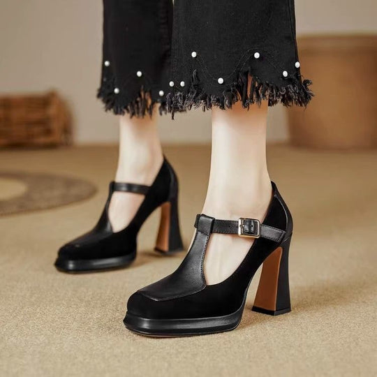 Damen Pumps mit einzigartigem Riemchen-Design und modischem Blockabsatz R&B