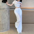 Damen Freizeit-Set mit kurzem Oberteil und fließenden Hosen