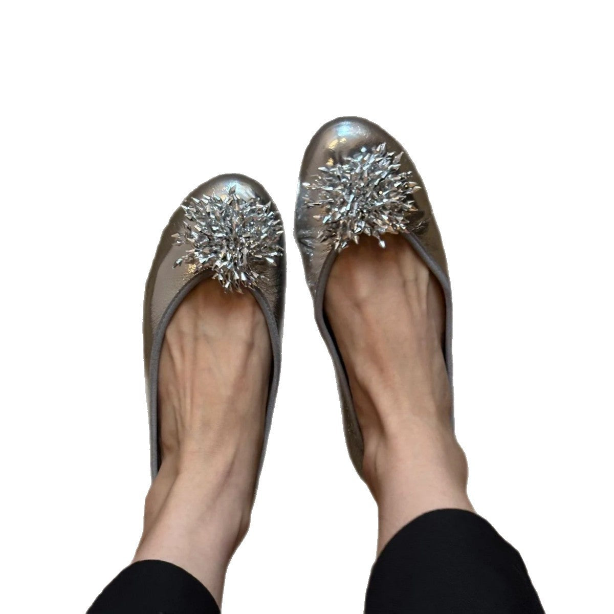 Damen Ballerinas mit außergewöhnlichem Blumendekor und glänzender Oberfläche