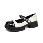 Damen Ballerinas mit modischem Riemchen und eleganter Kettenverzierung