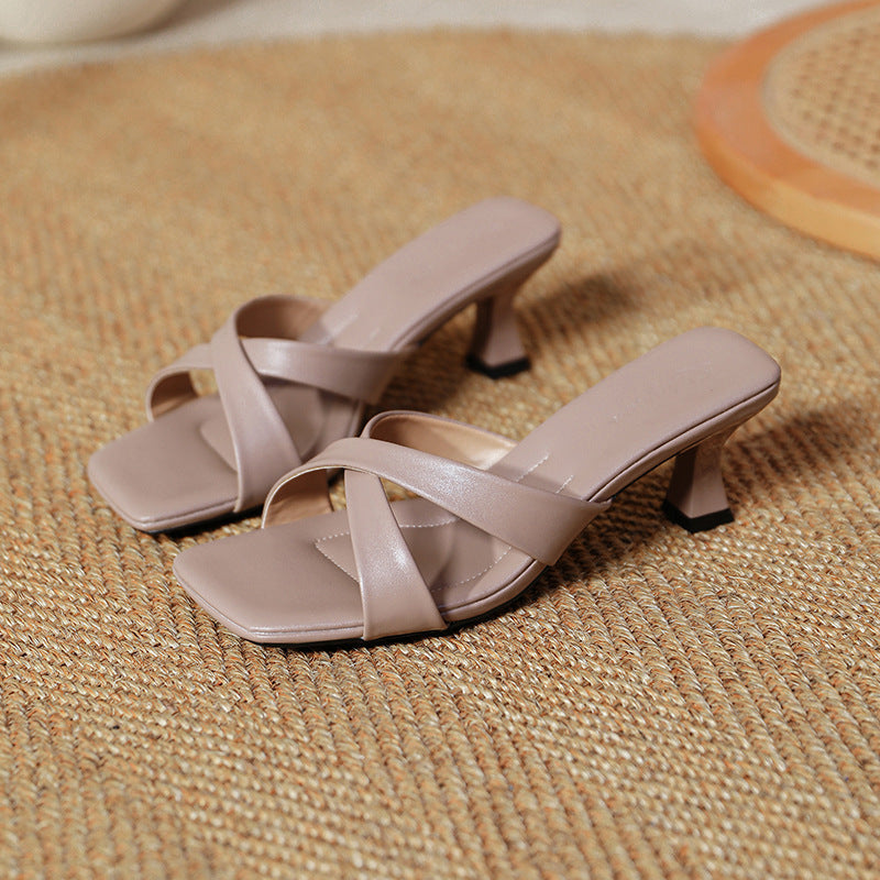 Damen Sandalen mit elegantem Blockabsatz und geschmackvollem Kreuzriemen