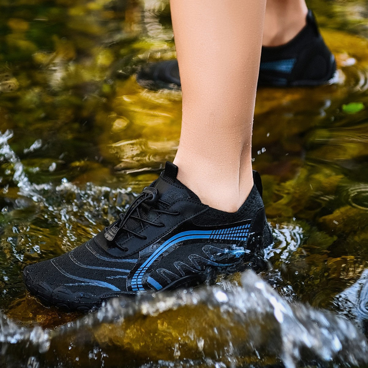 Damen Aqua-Schuhe mit elastischem Schnellschnürsystem und rutschfester Sohle