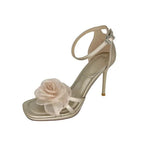 Damen elegante Sandalen mit floralem Akzent R&B