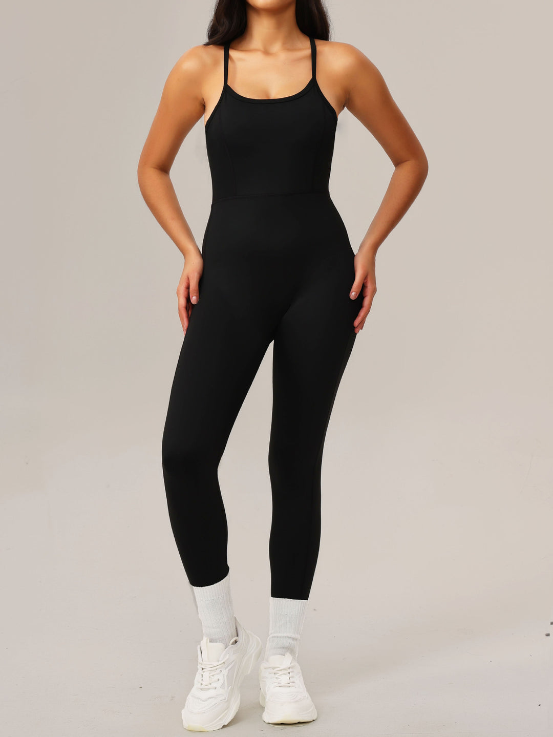 R&B | Schlanker Strampler mit hohem Stretch