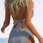 Damen Bikini-Set mit stilvollem Karomuster und goldfarbenen Akzenten
