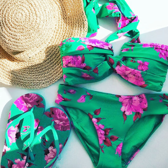 Damen Strand-Bikini-Set mit asymmetrischem Oberteil und elegantem Maxi-Rock R&B