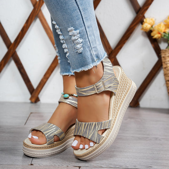 Damen Wedge-Sandalen mit raffinierten Riemen und verstellbarer Schnalle R&B