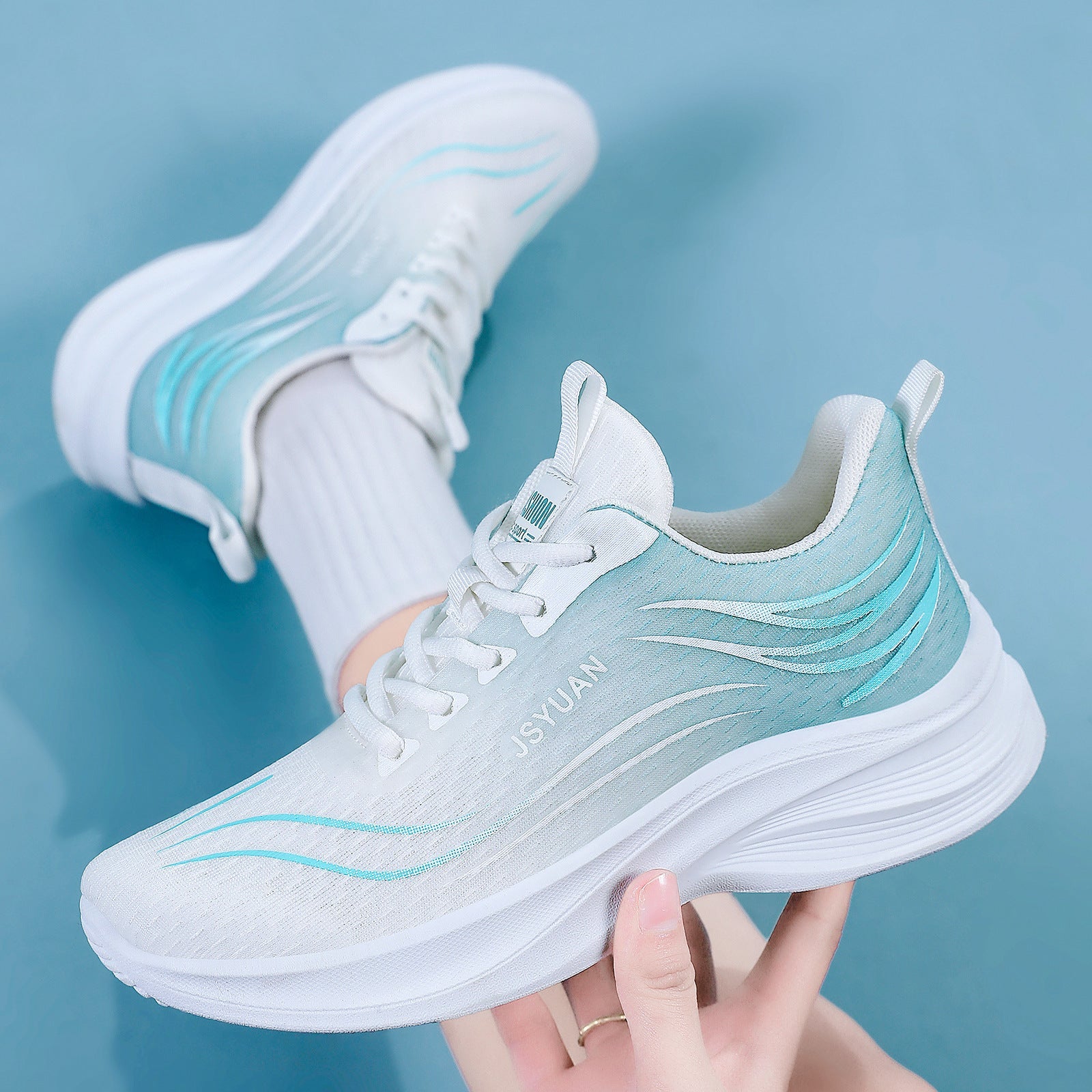 Damen Sportliche Leichtgewicht Sneakers mit atmungsaktiver Struktur und optimierter Dämpfung R&B