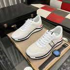 Damen Sportliche Sneakers mit komfortabler Dämpfung und atmungsaktiver Oberflächenstruktur R&B