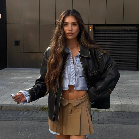 Damen cropped Hemdjacke mit strukturierten Taschen und trendigem Schnitt R&B