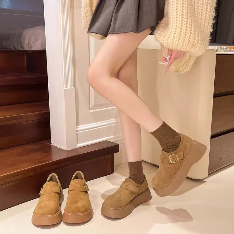 Damen Komfortable Plateau-Clogs mit eleganter Schnallenverzierung R&B