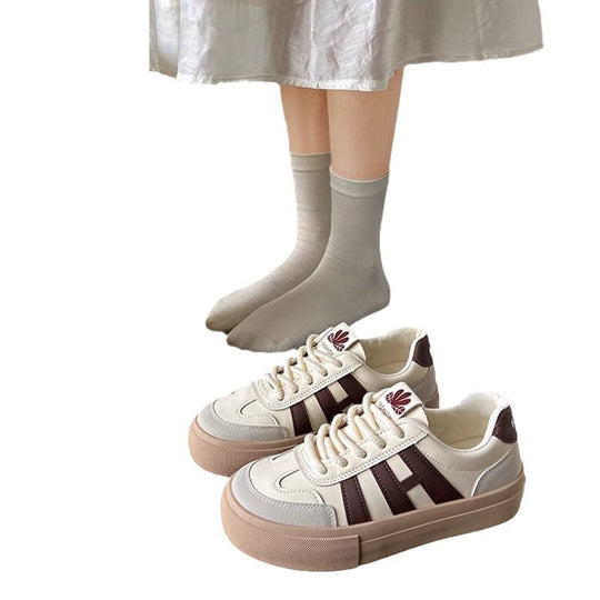 Damen Sportliche Sneaker mit gepolsterter Sohle und robustem Profil R&B
