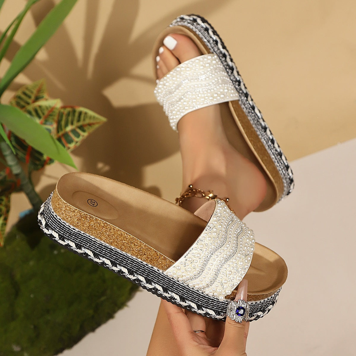 Damen Dekorative und komfortable Clogs mit Perlen und strukturiertem Obermaterial R&B