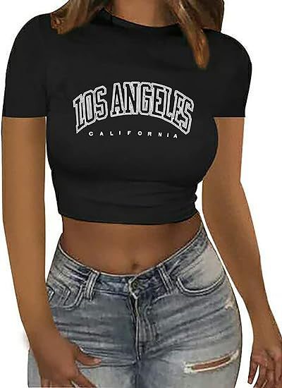 Damen Crop-T-Shirt mit animalistischem Lippenmotiv und auffälligem Schriftzug R&B