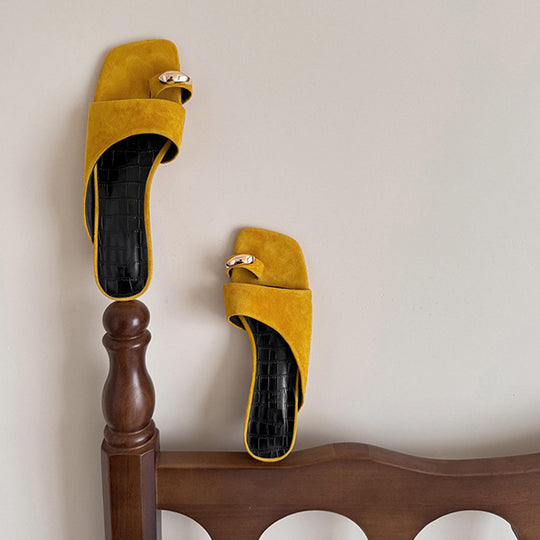 Damen Komfortable und elegante Clogs mit modischem Riemchen R&B