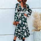 Damen elegantes Maxikleid mit floralem Design und schwingendem Saum
