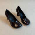 Damen elegante Pumps mit glänzender Lack-Oberfläche und komfortablem Blockabsatz