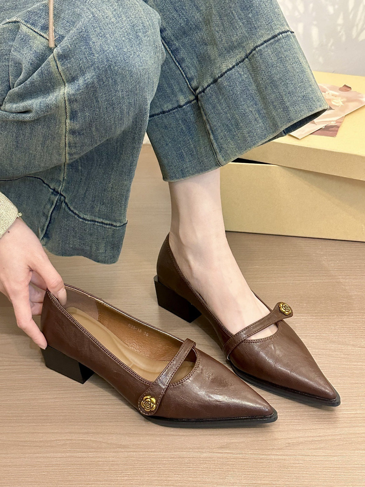 Damen elegante Ballerinas mit modischen Riemen und komfortablem Blockabsatz R&B