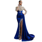 Damen Elegantes Abendkleid mit aufwendigen Spitzenapplikationen und hohem Schlitz R&B