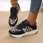 Damen Sneaker mit animal-print Akzenten und rutschfester Sohle R&B