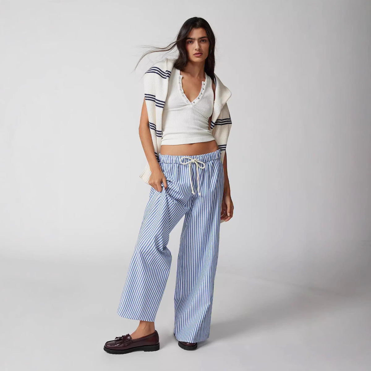 Damen Weite Streifenhose mit elastischem Bund und Bindegürtel R&B