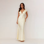 Damen Elegantes Maxikleid mit Tiefem V-Ausschnitt und Fliessendem Satin-Finish R&B