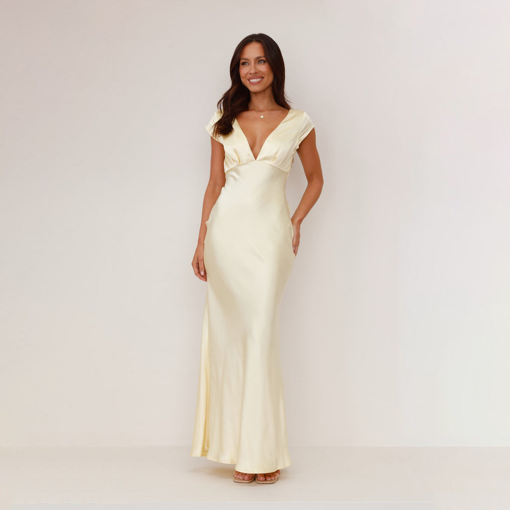 Damen Elegantes Maxikleid mit Tiefem V-Ausschnitt und Fliessendem Satin-Finish R&B